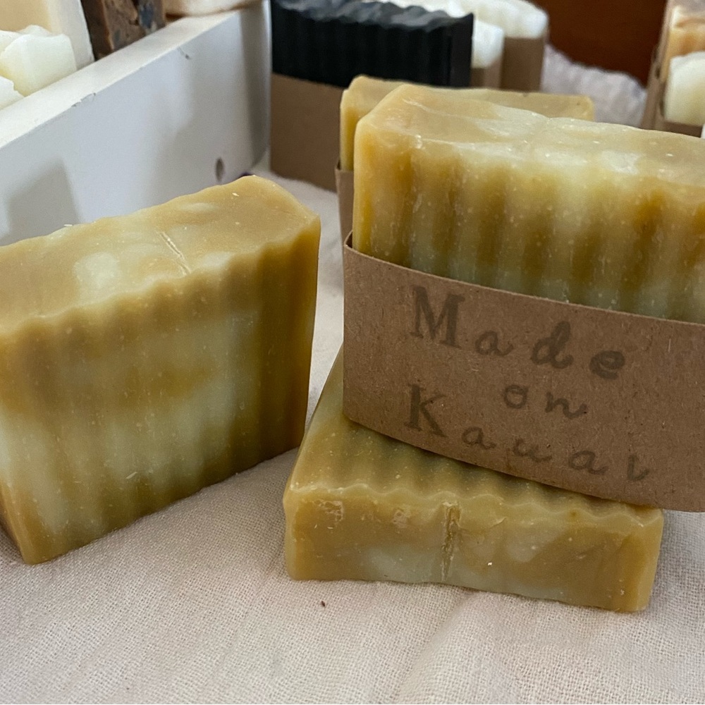 Locally sourced ingredients hand made and crafted soap on Kauai🌺🫧